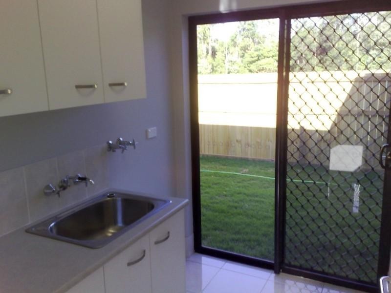 33 Norwood Crescent, Trinity Park QLD 4879