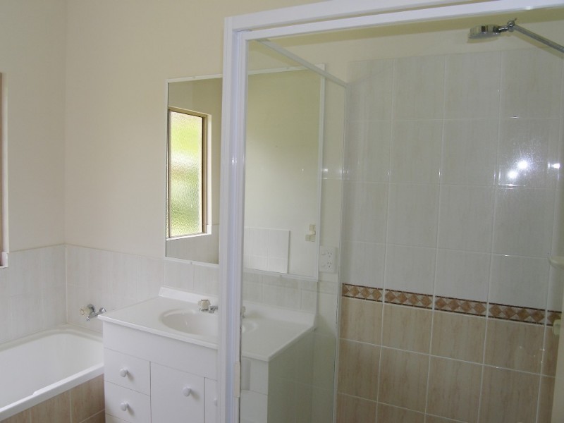 9 Helsdon Close, Clifton QLD 4361