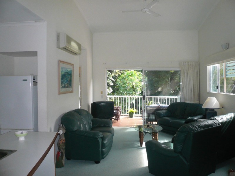 Trinity Beach QLD 4879