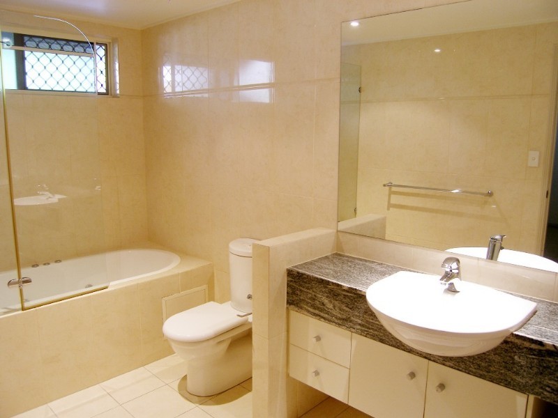 Clifton Beach QLD 4879