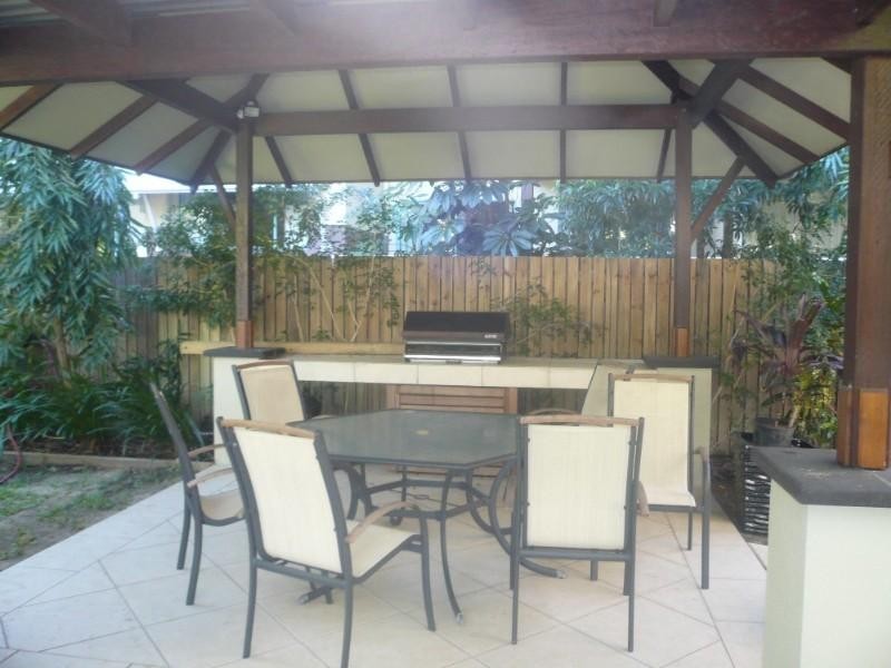 Trinity Beach QLD 4879