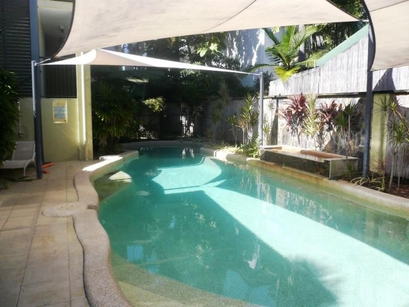 Trinity Beach QLD 4879