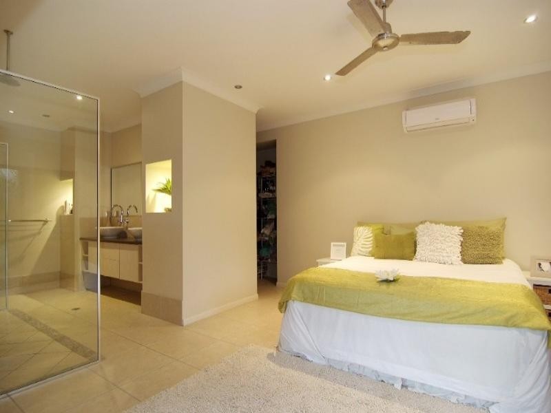 Kewarra Beach QLD 4879