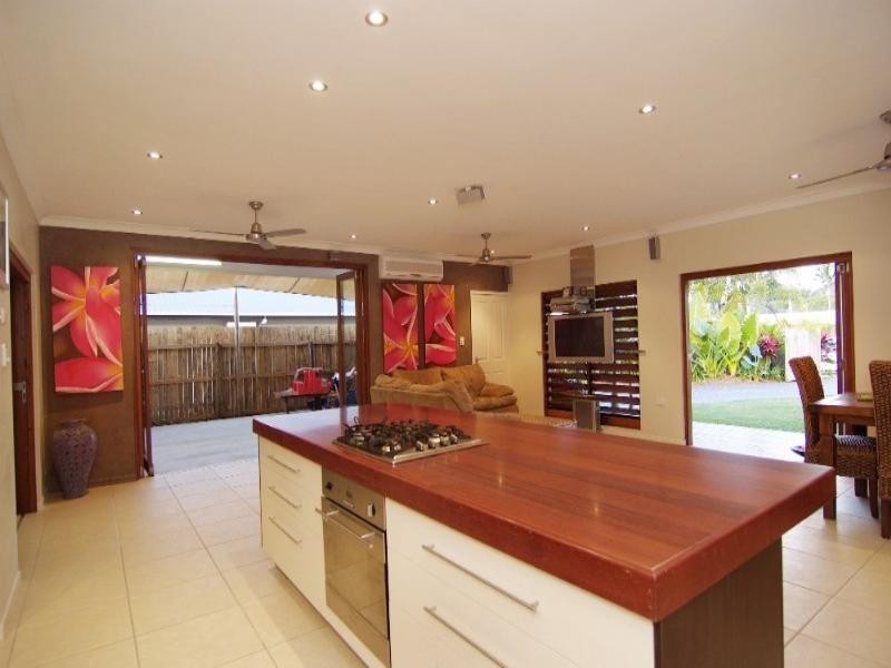 Kewarra Beach QLD 4879