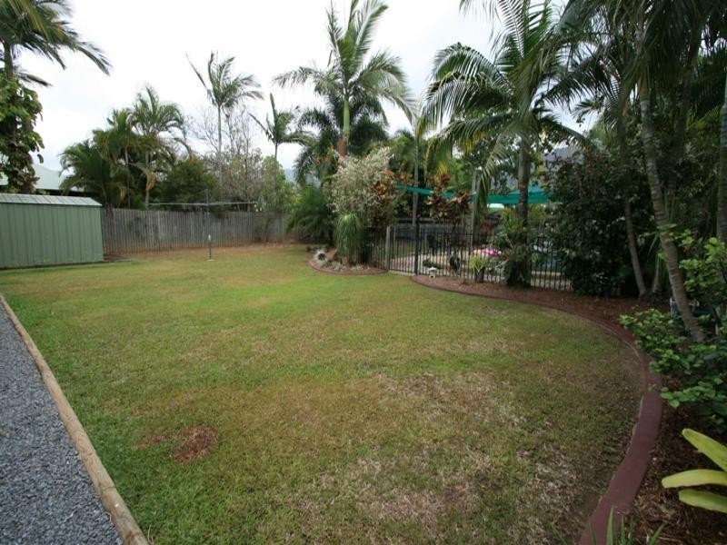 15 Sidlaw Street, Smithfield QLD 4878