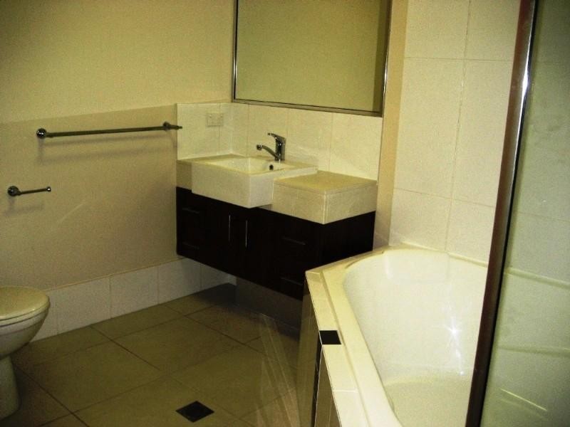 37/1 Robson Street, Mooroobool QLD 4870