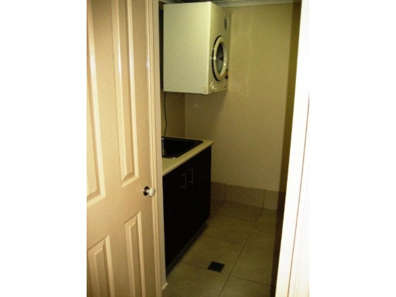 37/1 Robson Street, Mooroobool QLD 4870