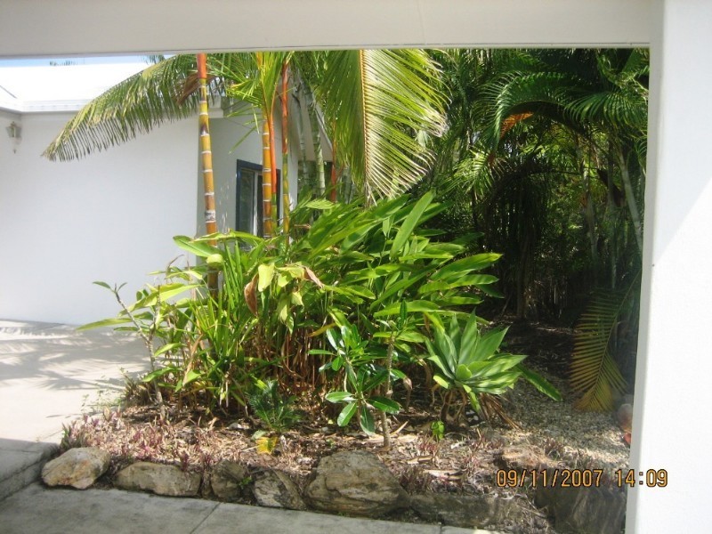 18 Whale Close, Kewarra Beach QLD 4879