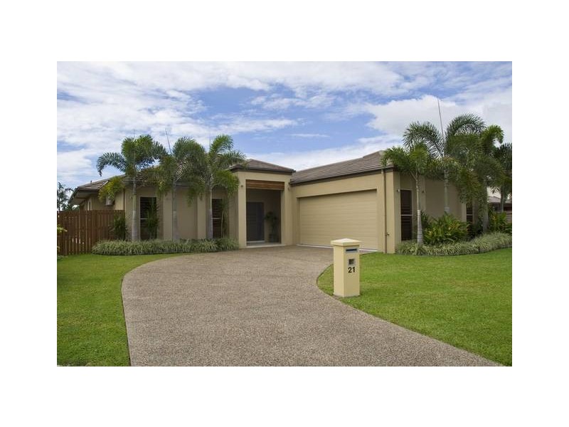 21 Iridescent Drive, Trinity Park QLD 4879