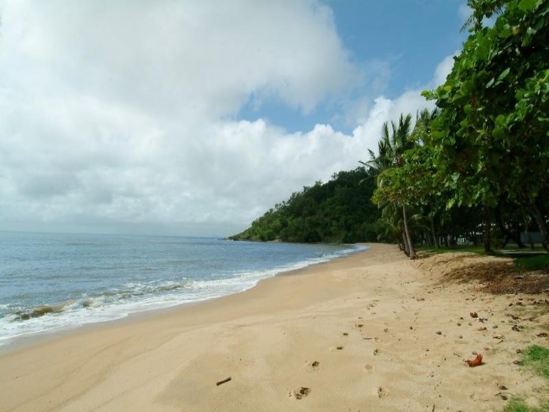 Trinity Beach QLD 4879