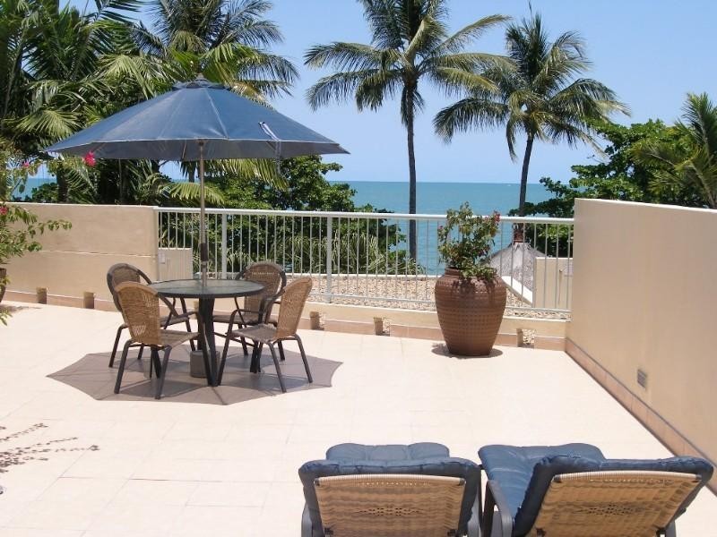 Trinity Beach QLD 4879