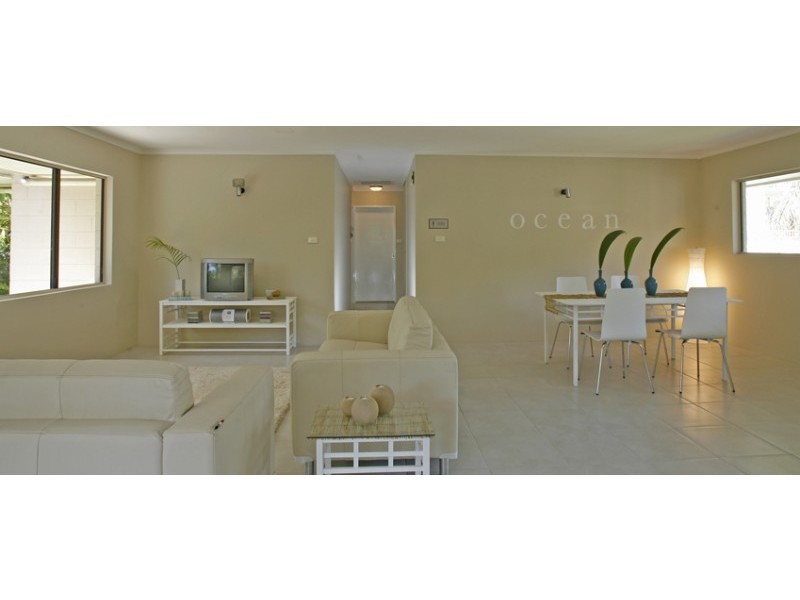 8/16-18 Deauville Close, Yorkeys Knob QLD 4878