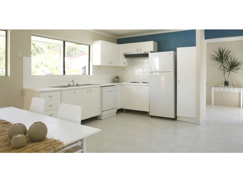 8/16-18 Deauville Close, Yorkeys Knob QLD 4878