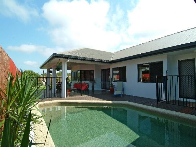 3 Myalup Close, Kewarra Beach QLD 4879
