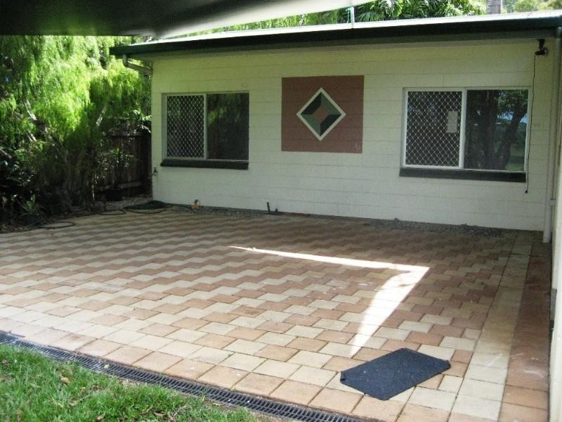 46 Impey Street, Caravonica QLD 4878