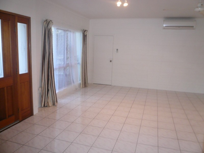 Kewarra Beach QLD 4879