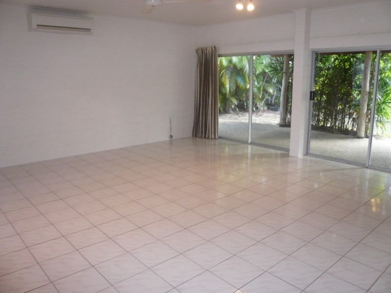 Kewarra Beach QLD 4879