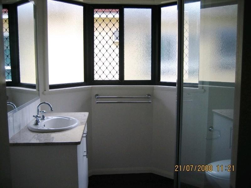 3/7 Tenni Street, Redlynch QLD 4870