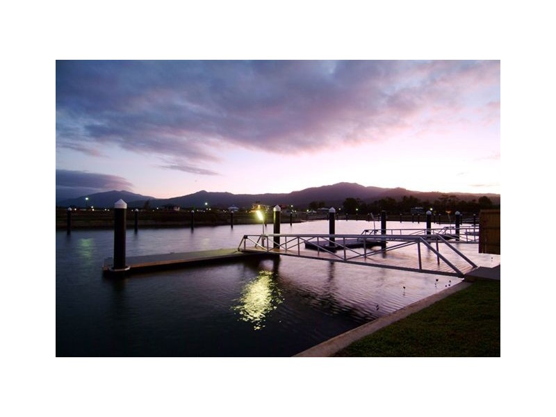 17 Brindabella Quay, Trinity Park QLD 4879