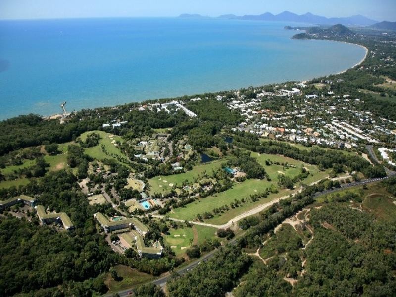 Palm Cove QLD 4879