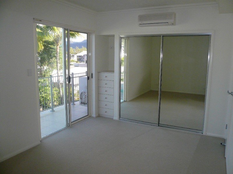 Trinity Beach QLD 4879