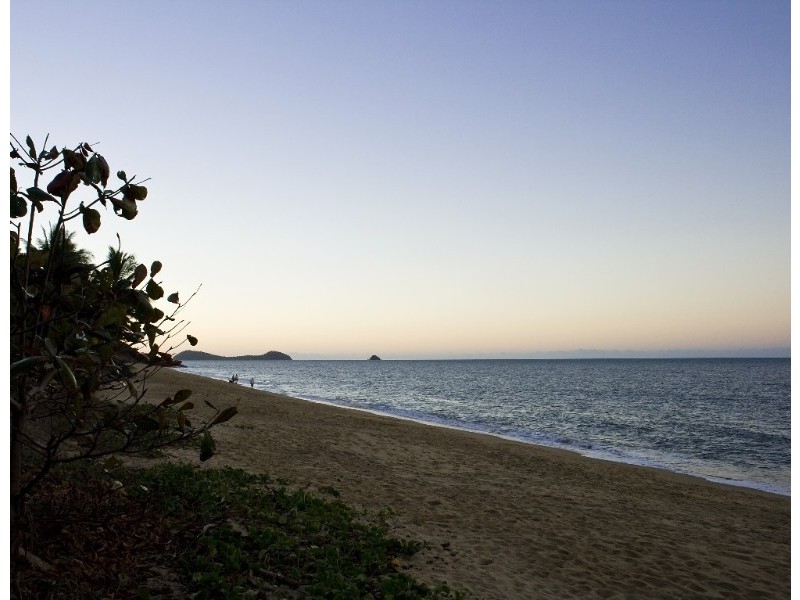 Trinity Beach QLD 4879