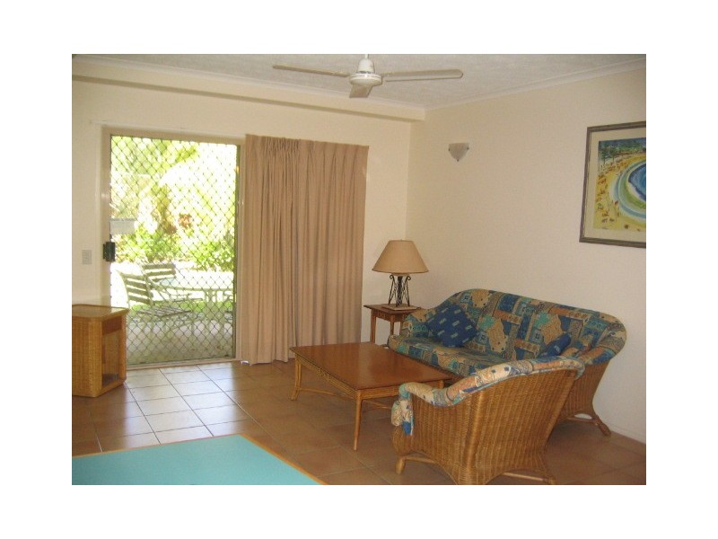 411/2 Keem Street, Trinity Beach QLD 4879