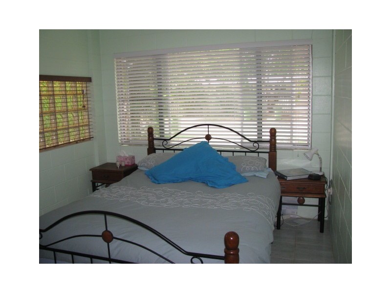 10 Tudor Close, Trinity Park QLD 4879