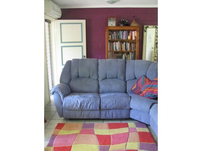 10 Tudor Close, Trinity Park QLD 4879