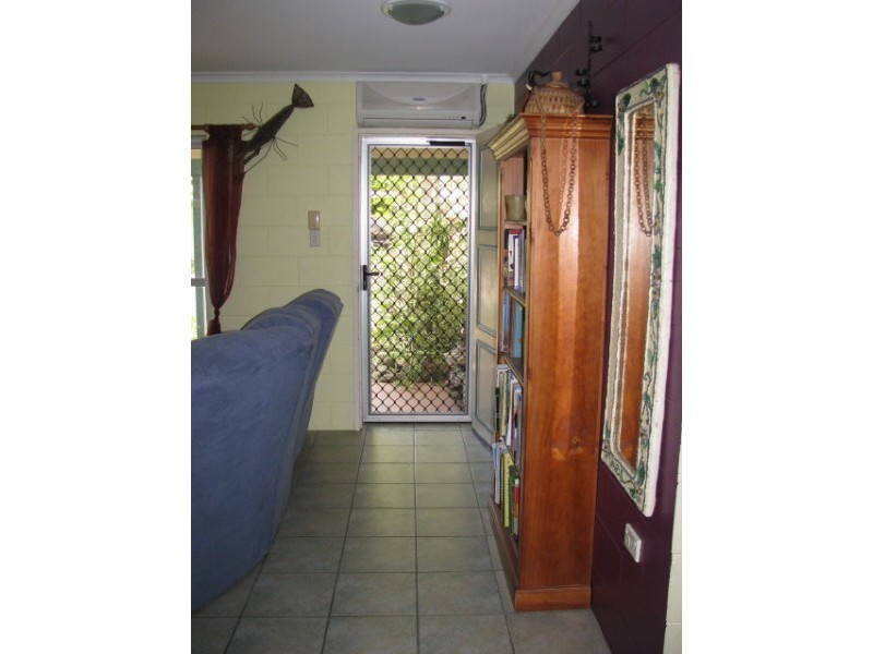 10 Tudor Close, Trinity Park QLD 4879