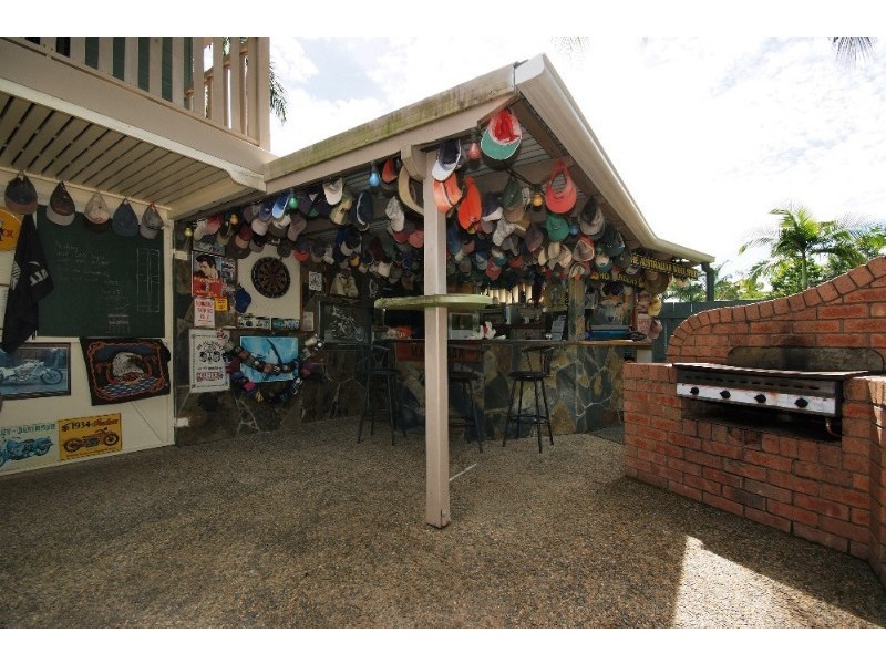 Kewarra Beach QLD 4879