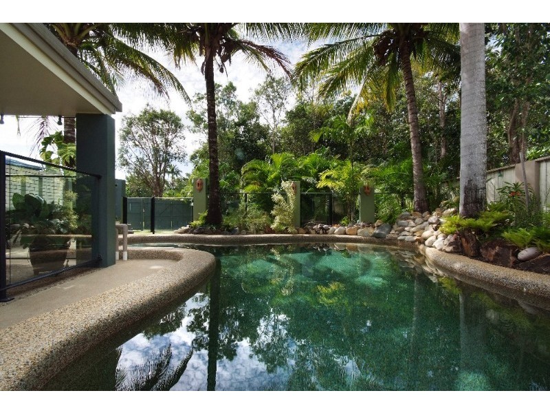 Kewarra Beach QLD 4879