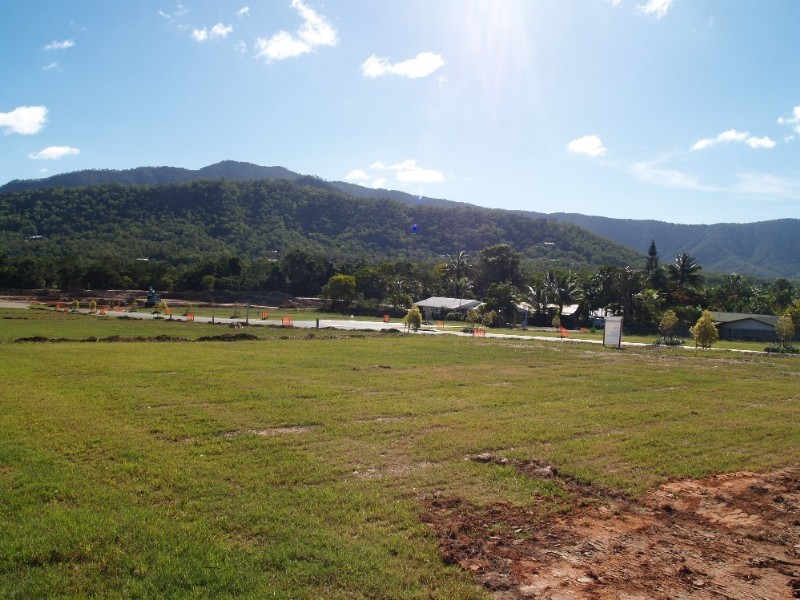 Trinity Beach QLD 4879