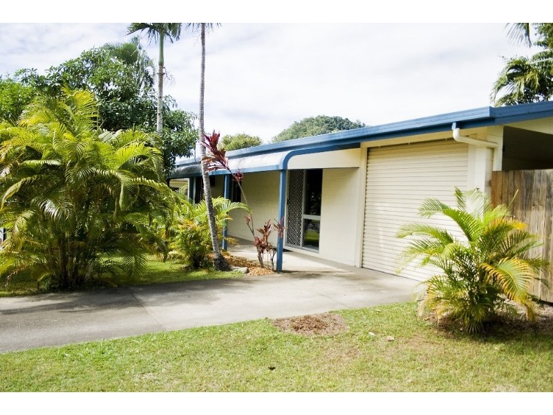 Trinity Beach QLD 4879