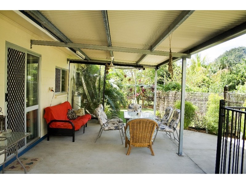 Trinity Beach QLD 4879