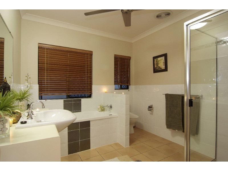 Clifton Beach QLD 4879