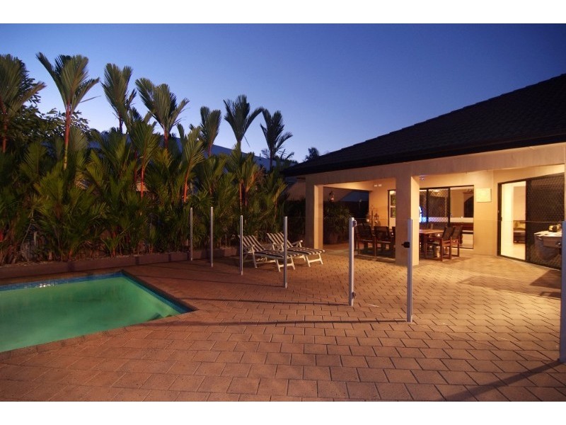 Clifton Beach QLD 4879