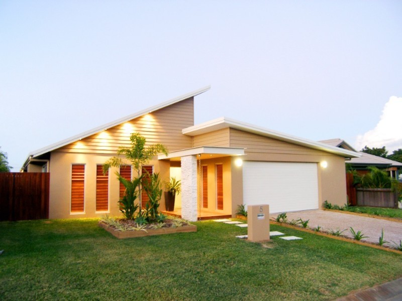 Kewarra Beach QLD 4879