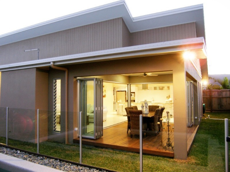Kewarra Beach QLD 4879