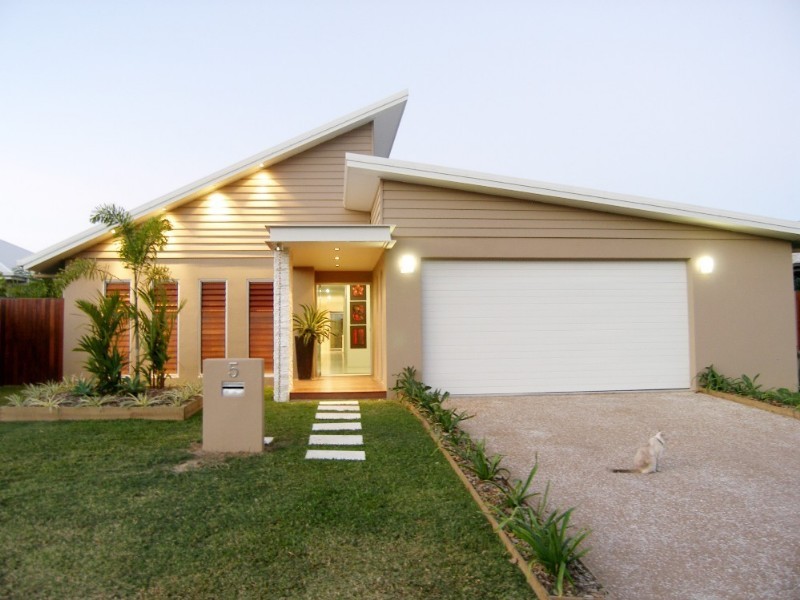 Kewarra Beach QLD 4879