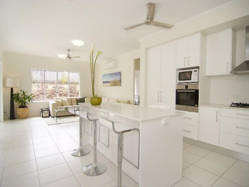 Brinsmead QLD 4870
