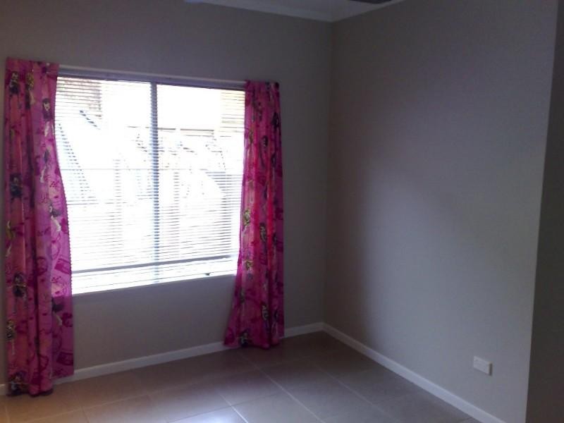 14 Willie Ming Close, Redlynch QLD 4870