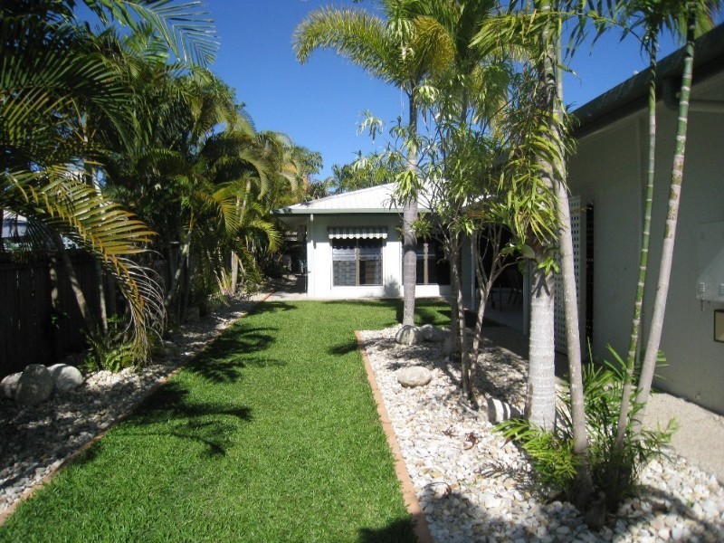 15 Starling Street, Kewarra Beach QLD 4879