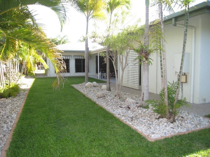 15 Starling Street, Kewarra Beach QLD 4879