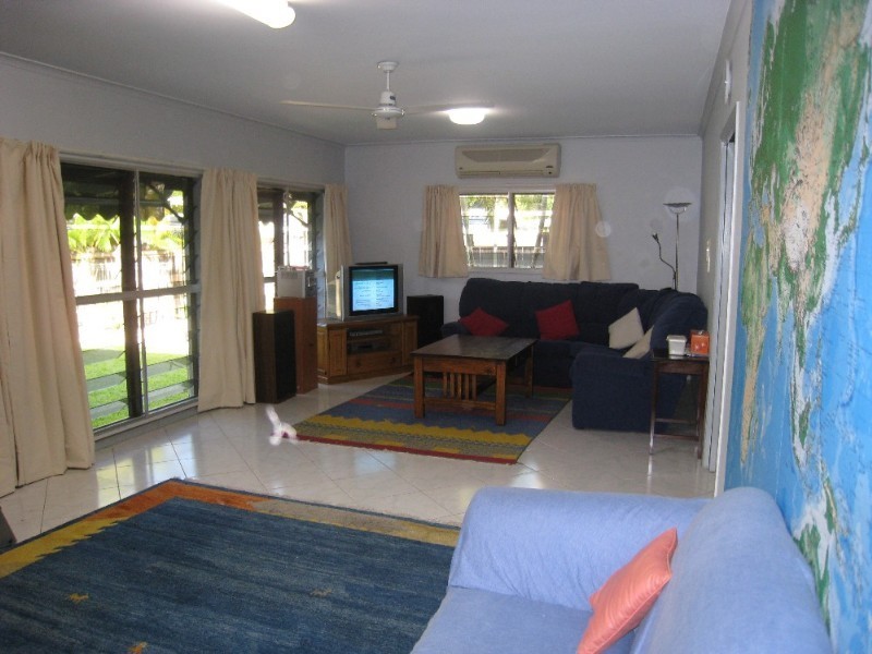 15 Starling Street, Kewarra Beach QLD 4879