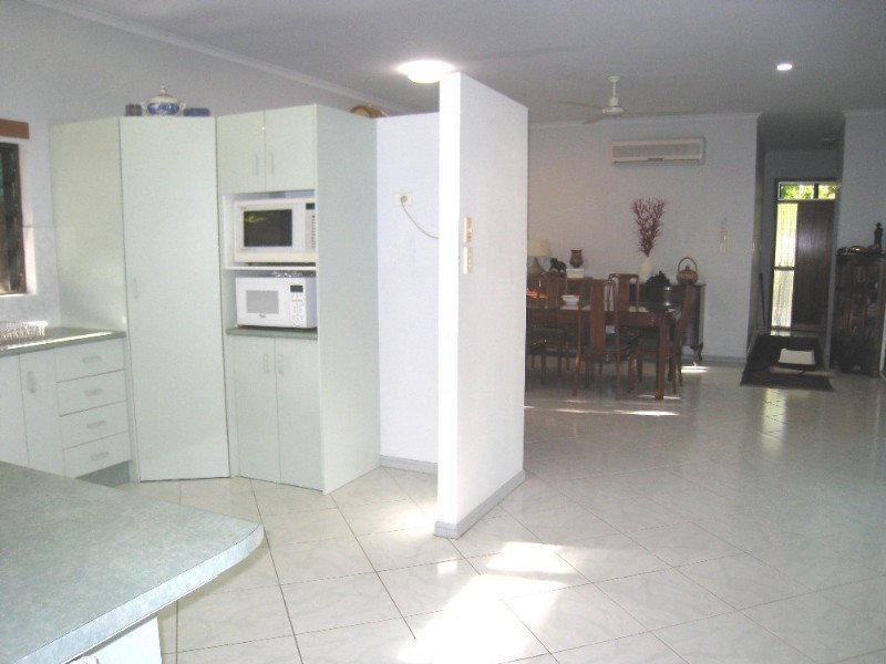 15 Starling Street, Kewarra Beach QLD 4879