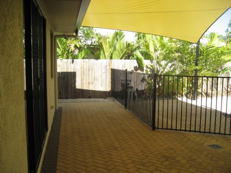 9 Tydeman Crescent, Clifton Beach QLD 4879