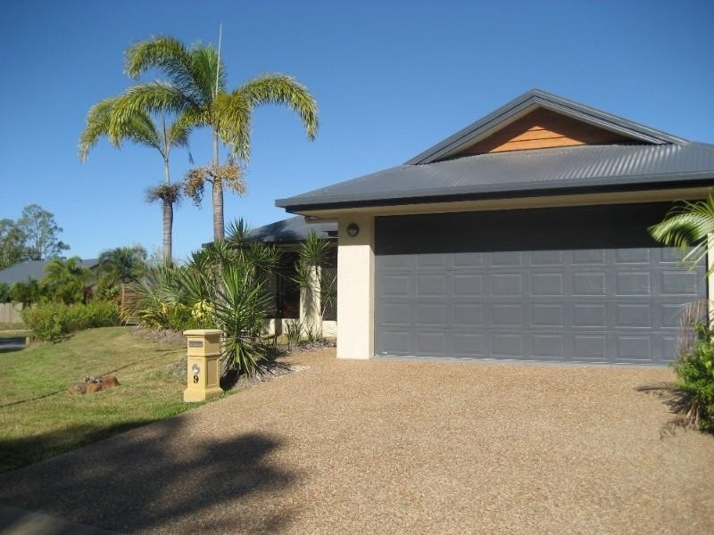 9 Tydeman Crescent, Clifton Beach QLD 4879