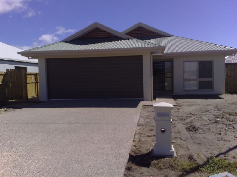 5 Imooya Place, Trinity Park QLD 4879