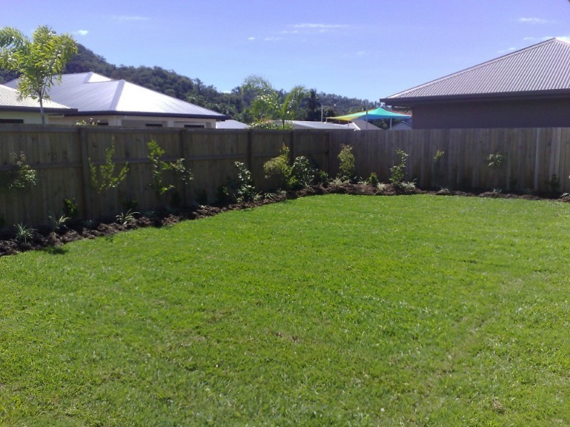 5 Imooya Place, Trinity Park QLD 4879